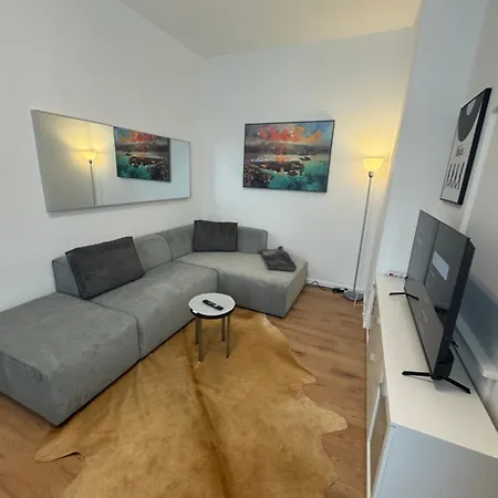 Appartement 6 *